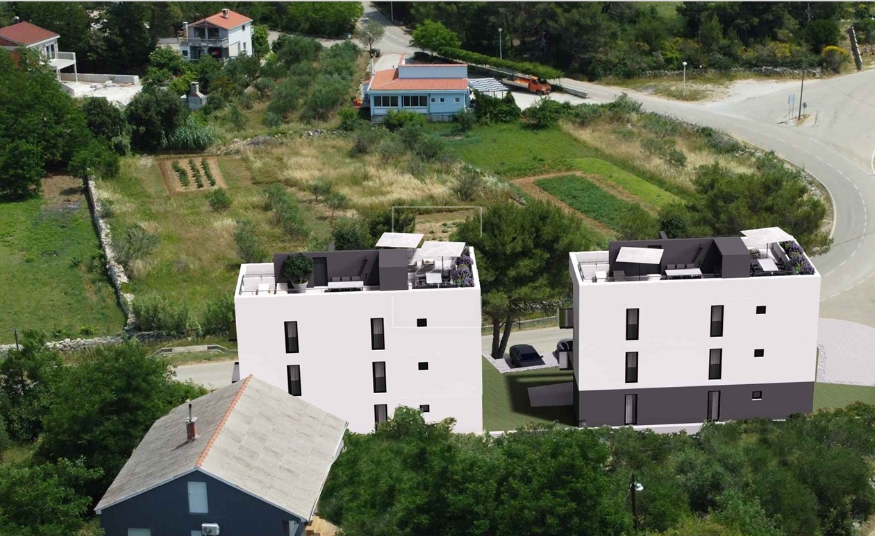 1758643919_screenshot_23-9-2025_174645_