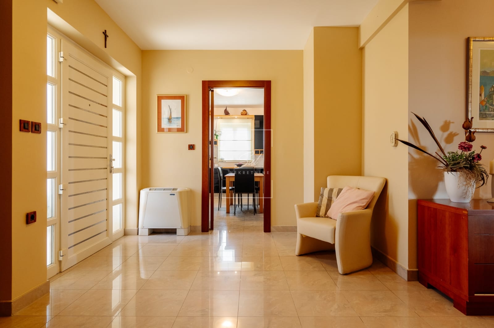 1762785869_whatsapp-image-2025-11-10-at-15